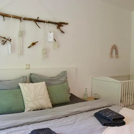 Appartement Eifelbleibe, *